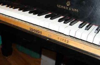 BEAUTIFUL 1952 STEINWAY AND SONS CONCERT GRAND MODEL D PIANO