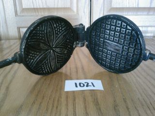 pizzelle iron in Collectibles