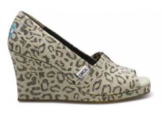 TOMS SNOW LEOPARD WOMENS WEDGE SHOES 010029B11 NEW Size 6 10