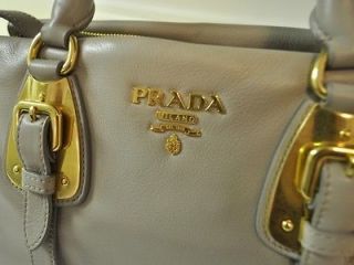 prada handbag,prada purse,discount prada,discount prada handbag,prada 