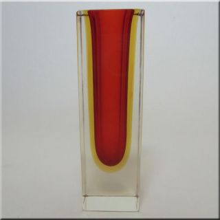 Mandruzzato Murano/Sommers​o Faceted Red Glass Vase