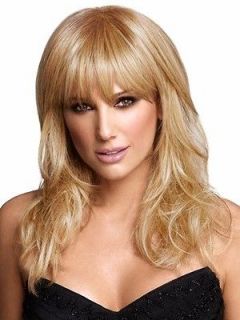   Wig Daisy Fuentes WOW Heat Friendly LuxHair by Revlon Wavy Long Bangs