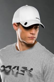     Silicon Bark Trucker 2.0 Golf Cap   Mens Magnetic Ball Marker Hat
