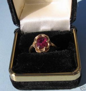   Gold Ring 2 Carat Solitare Burmese Ruby Ring New with very old Stone