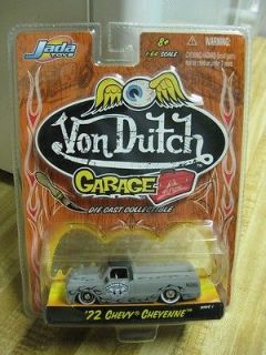 2004 Jada Von Dutch Garage 1972 Chevy Cheyenne 1/64 scale NIB