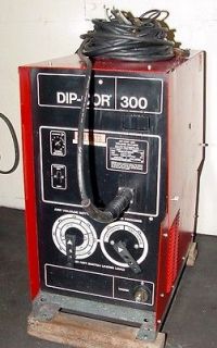 300 Amp Airco DIP COR 300 ARC WELDER, Built In Wire Feed