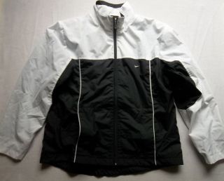 womens m nike track jacket in Womens Clothing