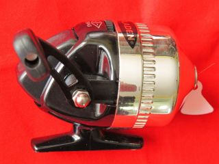   CLOSED FACE SPINCAST JUNIOR COARSE SPINNING FISHING REEL & 8lbs LINE