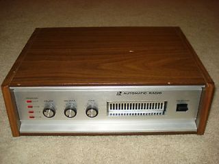 Vintage Automatic Radio 8 Track Player Model HGE 6779A   Good 