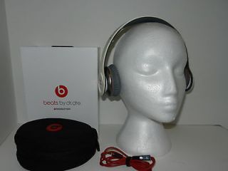 BEATS BY Dr. Dre SOLO HIGH PERFORMANCE ON EAR HEADPHONES w/ CONTROL 