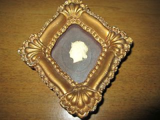 THE MINI CAMEO  All British Product of Marco Cortinelli  England 6 1/4 