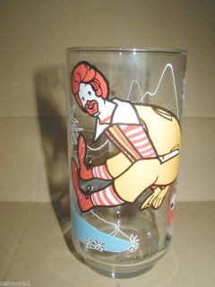 Vintage 1977 McDonalds Glass Ronald Jumping Into Lake