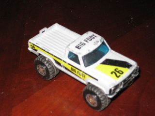 MATCHBOX TOYS 1981 MINI PICK UP BIG FOOT 26 TRUCK 4X4 Offered by 