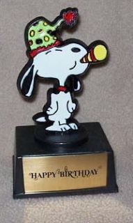 The Peanuts Snoopy Happy Birthday Aviva Trophy MIB