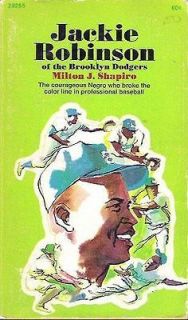 Brooklyn Dodgers 1969 JACKIE ROBINSON BIOGRAPHY BOOK