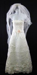 vera wang wedding veil in Bridal Accessories