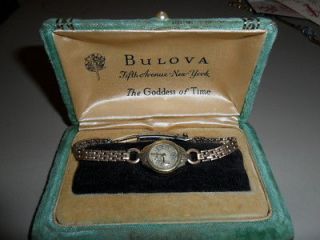 VINTAGE ART DECO STYLE LADYS BULOVA WATCH OF 5TH AVE IN ORIGINAL 