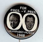   HUBERT HUMPHREY & EDMUND MUSKIE 1 1/4 JUGATE PICTURE CAMPAIGN BUTTON