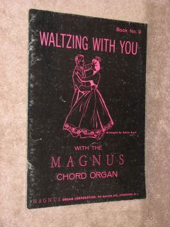 magnus chord organ in Piano & Organ