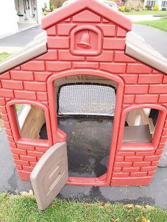 Little Tikes Tikes Town Playhouse Play house outdoor  P/U Harrisburg 