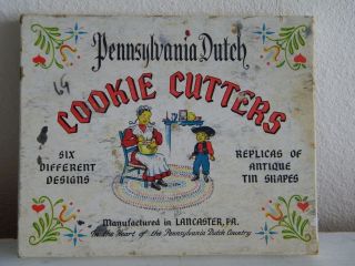 Vintage Pennsylvania Cookie Cutters in Box 5894 Metal