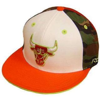 NBA CHICAGO BULLS FLAT BILL FITTED 7 1/8 REEBOK HAT CAP