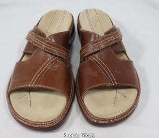Clarks Womens Artisan Collection Brown Southie Size 8 1/2 Slide Sandle 