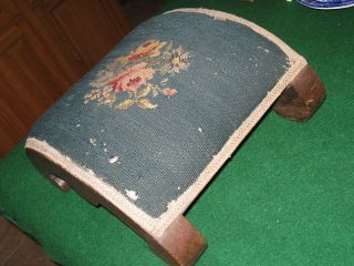 ANTIQUE VICTORIAN FOOT STOOL WITH PINK ROSE NEEDLEPOINT COVERING