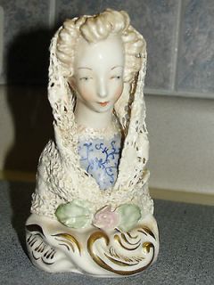 VINTAGE~CORDEY LADY HEAD BUST FIGURINE W/ LACE SHAW~(1940s?) SIMPLY 
