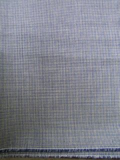 VINTAGE 100% WORSTED WOOL, MINI  HOUNDSTOOTH, 22  x 62 WIDE, BLUE 