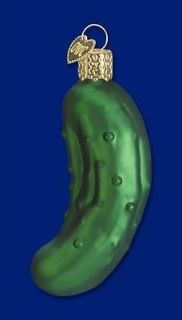 PICKLE VEGETABLE CUCUMBER OLD WORLD CHRISTMAS GLASS FOLKLORE ORNAMENT 
