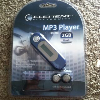 Element Electronics GC 822 (2 GB)  Player   Digital Media Player