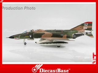 HA1957 HOBBYMASTER F 4 McDonnell Douglas RF 4C G PhantomPlayboy 