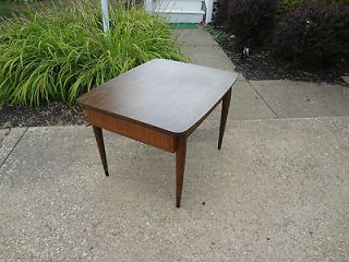    Century Modern American Of Martinsville Rattan Formica End Table WOW