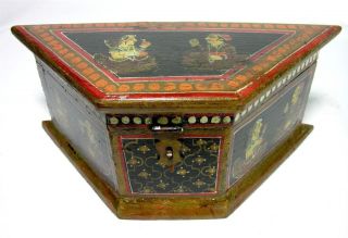 Superb Antique Indian Painted Box/Casket, C.1890, VGC