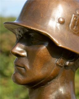 SUPERB QUALITY WW2/ WW11 SOLID BRONZE BUST GERMAN SOLDIER Signed Joel