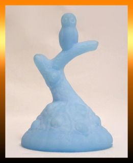Fenton 1979 Blue Satin OWL RING TREE Holder Art Glass Figurine #9299 