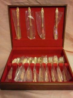 Rogers Gold Color Stainless Flatware Set in Case Korea Dream Rose 