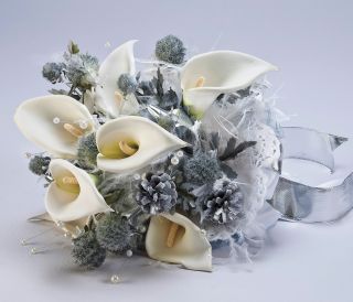 image 17 Winter Wedding Bouquet