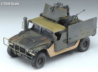 35 M998 I.E.D. Gun Truck Hummer Jeep Army Academy Model Kit Military 