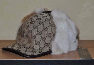 850 Authentic Women’s GUCCI GG Canvas with Fur Rabbit Hat Cap, size 