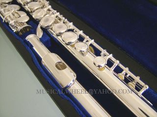 1957 VINTAGE HAYNES ALL SILVER FLUTE with case and complete re pad