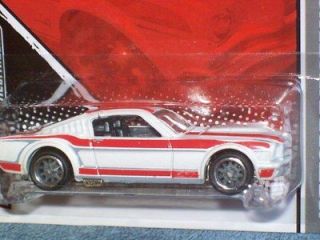 1965 FORD MUSTANG FASTBACK COUPE 1/64 Scale Replica   HOT WHEELS 