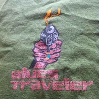 blues traveler shirt in Entertainment Memorabilia