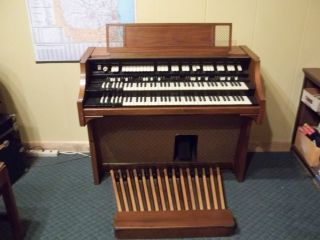 Hammond Console Organ Model H 112 w/ Bench, Needs Restoration Repair