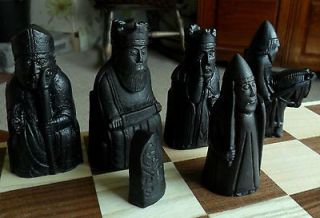   chess set 32 isle of lewis chessmen pieces B&W Collectors,vin​tage