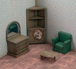 Royal Model 1/35 Living Room Furniture WWII (Diorama Accessory kit 