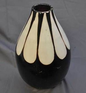 vintage chulucanas art pottery vase peru signed antonio time left