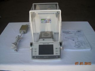 Mettler Toledo AX105 DeltaRange Analytical Precision Balance with 