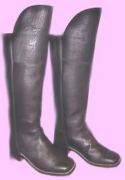 Knee Flap Boots   Even Sizes 8 13   Black Leather